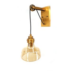 צמוד לקיר ״ראונה״