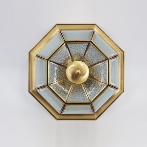 צמוד לתקרה ״אנטיק״