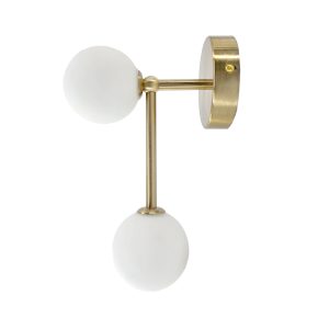 צמוד לקיר "בוני"