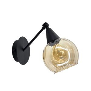 צמוד לקיר "ברדו"